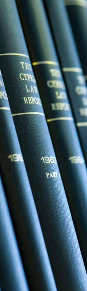 Κατηγορίες Μαθημάτων ECTS Υποχρεωτικά Μαθήματα 196 Μαθήματα Νομικής Επιλογής 36 Μαθήματα Επιλογής 8 ΣΥΝΟΛΟ 240 Κατεύθυνση Κυπριακού Δικαίου Το πρόγραμμα σπουδών του Τμήματος Νομικής, κατεύθυνσης