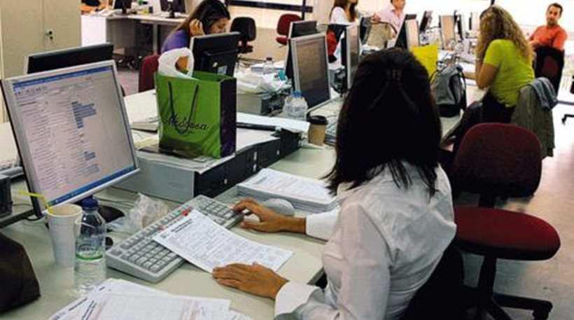 Μερίσματα Μέρισμα είναι κάθε διανομή κερδών, ημεδαπής ή αλλοδαπής προέλευσης, που προέρχεται από: - εισηγμένες και μη μετοχές - ιδρυτικούς τίτλους - εταιρικά μερίδια ΕΠΕ ή ΙΚΕ - συμμετοχή σε