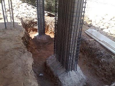 Παπαθεοδώρου Νικηφόρος, Φιλίνης Χρήστος Καθαρίζουµε την περιοχή έτσι ώστε να αποκαλυφθούν οι οπλισµοί στους οποίους έχουµε επιλέξει να συγκολλήσουµε τους καινούργιους.