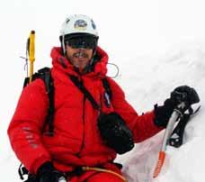 Á montaña imos gozar, as condicións na alta montaña poden ser moi duras e o risco elevado, pero afrontamos eses inconvenientes, ás veces sufrimos o indicible, pero os proles superan as contras e se