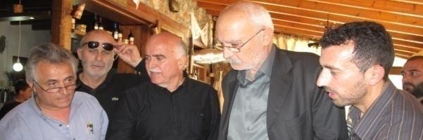 πλάληεζε ζηα θαθηά (Μαδάξεο) κε ηνπο θηελνηξόθνπο, γηα λα δηεξεπλεζεί ε δπλαηόηεηα αλαβίσζεο ηεο