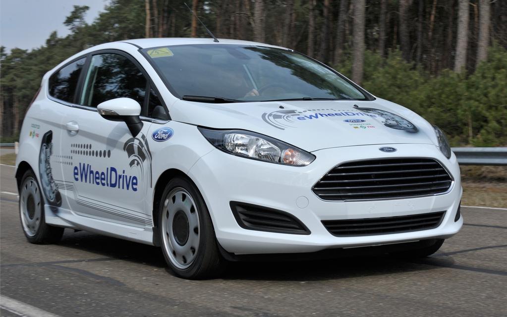 Η Ford η οποία ηγείται της τεχνολογίας αυτής χαρακτηριστικά αναφέρει: Η Ford και η εταίρος της σε θέματα τεχνολογίας Schaeffler παρουσιάζουν το ερευνητικό όχημα ewheeldrive που βασίζεται στο Fiesta