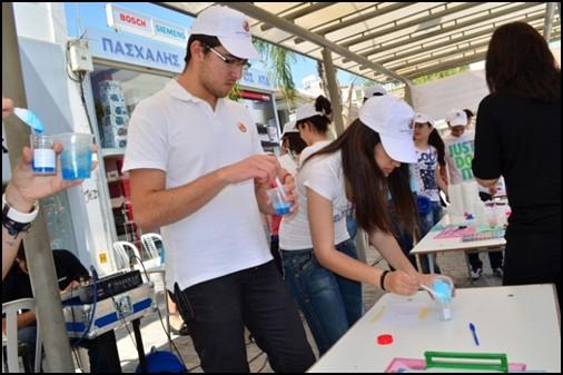 διαγωνιστούν μεταξύ τους για επιλογή και βράβευση των καλύτερων προϊόντων.