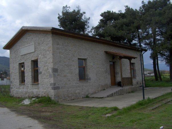 Ζ απνμήισζε θαη νη δπζθίλεηεο αηκνκεραλέο ηεο κεηαθέξζεθαλ ζηε γξακκή αξαθιή ηαπξνχ, φπνπ ζπλέρηζαλ λα πξνζθέξνπλ ππεξεζίεο έσο ην 1947.