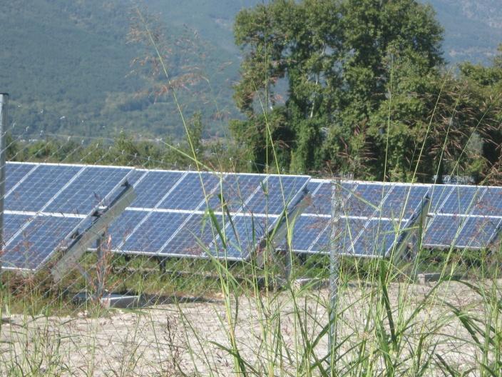 Δηθφλα 3.17: Δγθαηάζηαζε θσηνβνιηατθνχ ζπζηήκαηνο απφ ηδηψηε 3.8.