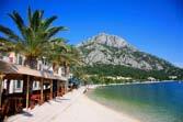 Građevinska parcela nalazi se u građevinskoj zoni koja je prostornim planom uređenja općine Gradac predviđena za turizam i ugostiteljstvo.