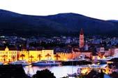 Građevinsko zemljište za Ville (Otok Čiovo) Površina zemljišta je cca. 15 000 m2.