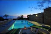 Mjesto : Zadar Površina: 1200 m2 Površina zemljišta : 792 m2 God. izgradnje : 2010 Br.