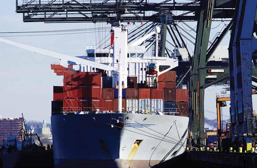 Μια αποτίμηση του ναυτιλιακού πλέγματος του Πειραιά Παρά το μέγεθος και τη σημασία του για την τοπική και εθνική οικονομία, το ναυτιλιακό πλέγμα του Πειραιά δε λειτουργεί με βάση κάποιο επίσημο ή