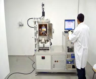 Echipament tehnologic pentru procesarea în vid a unor straturi subţiri din nitrură de titan model ETPV-SSNT produs de firma BESTEC Germania Domeniu de utilizare: - depunere straturi subţiri în vid,