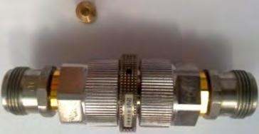 Celula TEM 4 GHz frecvenţa maximă: 4 GHz;