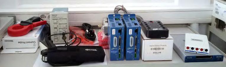 (1062-1-10M, 1062-2-10M, 1062-3-10M, 1062-4-10M, 1062-5-10M); bobine de compensare a gradientului 3; 20 G/cm 40 G/cm (1100-20, 1100-40 compensation coil) şi 100 G/cm