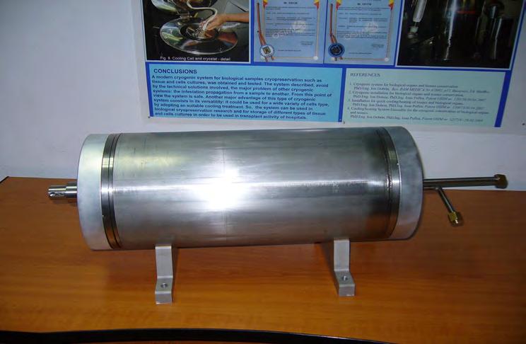 Motor electric supraconductor Descriere Motor electric sincron, ale cărui înfăşurări rotorice sunt realizate din bandă supraconductoare HTS, iar rotorul este izolat termic faţă de ansamblul motor şi