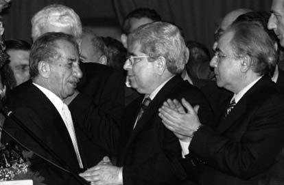 ΣΟΣΙΑΛΙΣΤΙΚΗ ΕΚΦΡΑΣΗ Να αρθεί κάθε είδους απομόνωση Στο βαθμό που η Ε/κυπριακή επίσημη διπλωματία ισχυριζόταν ότι ήθελε τη λύση του Κυπριακού και αυτή ήταν αδύνατη λόγω της πολιτικής του Ντενκτάς,