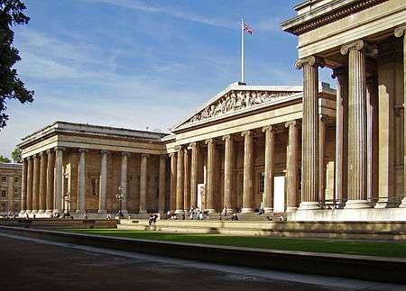 BRITISH MUSEUM Το Βρετανικό Μουσείο είναι μουσείο της ανθρώπινης ιστορίας και πολιτισμού στο Λονδίνο.