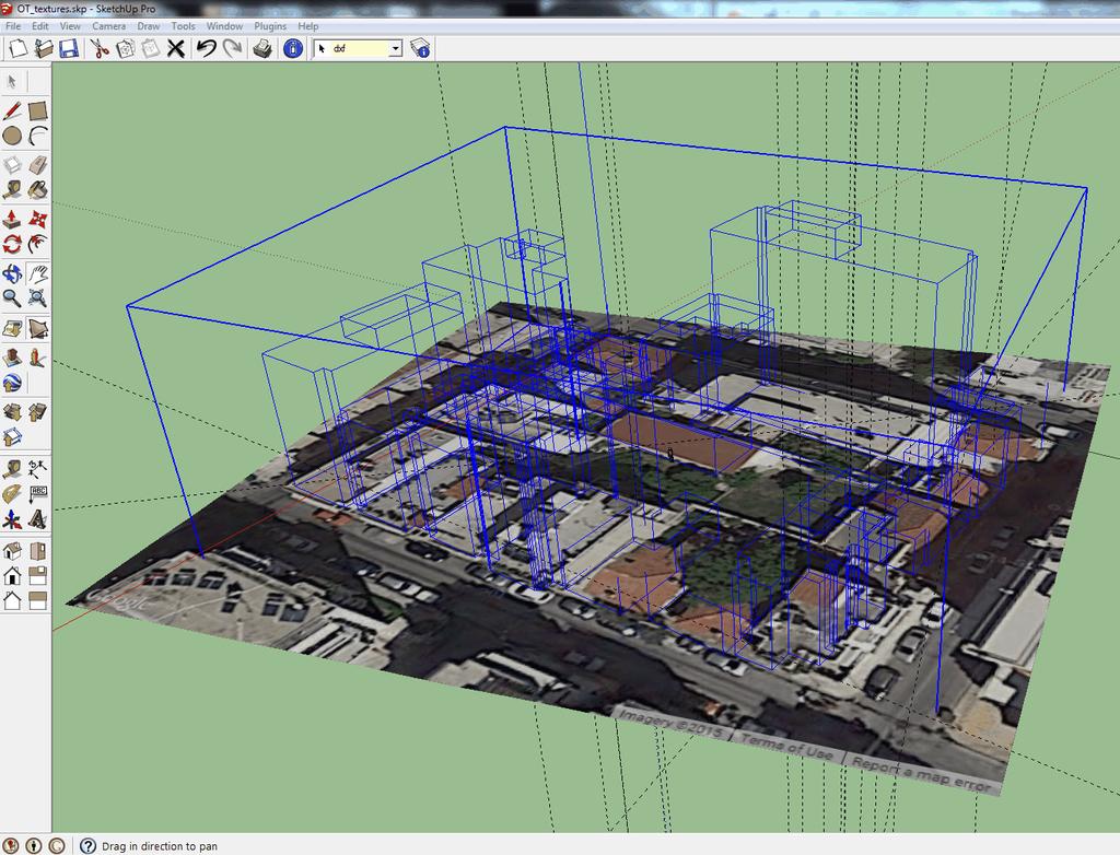 τα κατάλληλα εργαλεία του SketchUp, ώστε να τοποθετηθεί στη σωστή θέση και με τις πραγματικές του διαστάσεις βάσει του υποβάθρου Google Earth.