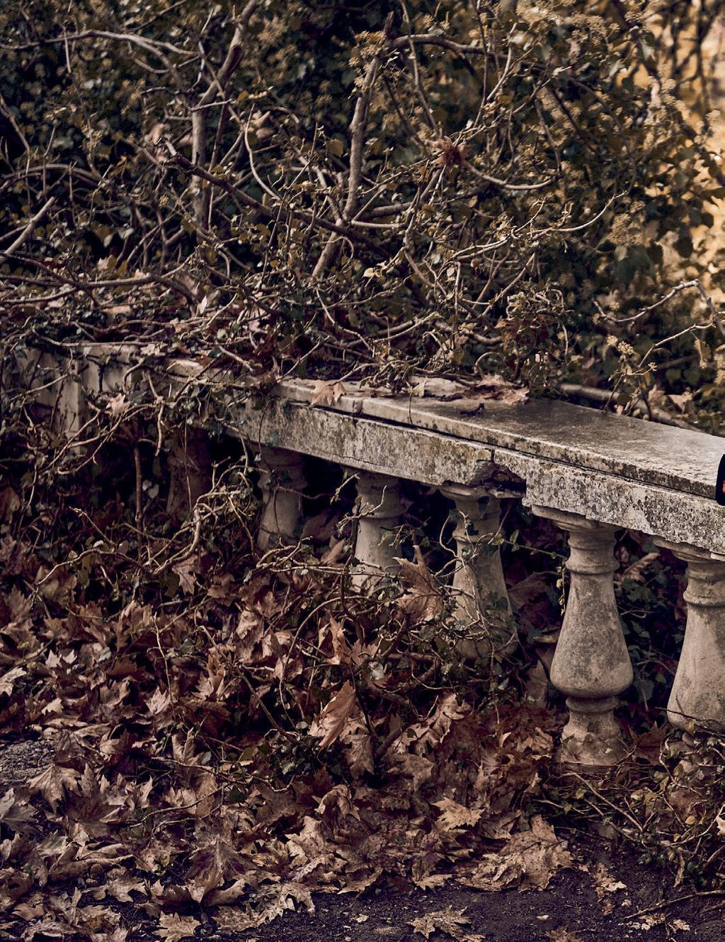fall starts here fas h i o n e d it o r: μ α ρ ι λ έ ν α κ α ρα γ ιά ν ν η φ ω τ