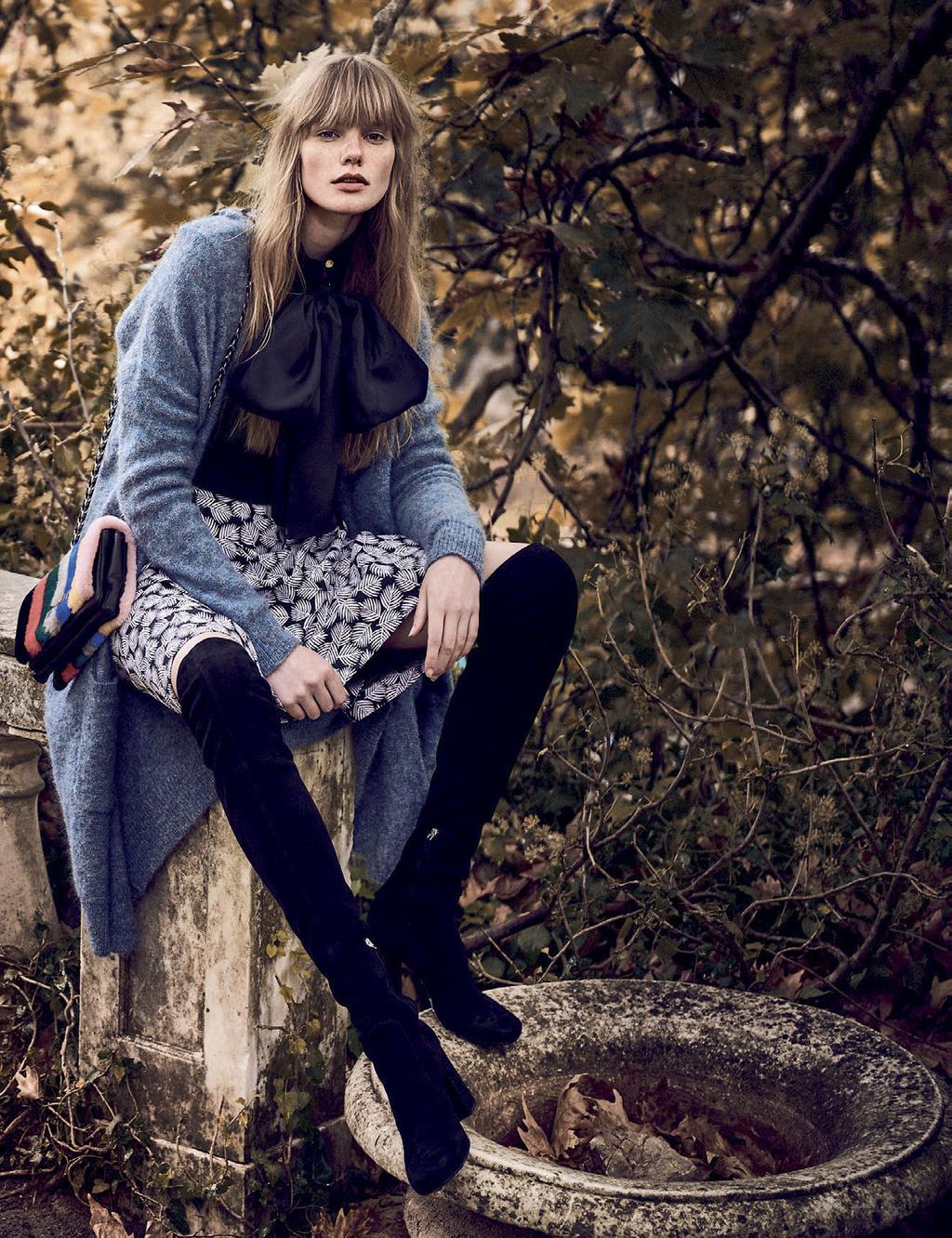 Mάλλινη ζακέτα Intropia, Linea Imports. Toπ Ted Baker με μεταξωτό φιόγκο, Collective.