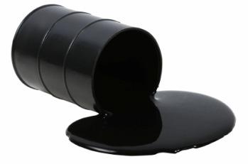 Οι επιπτώσεις της χρήσης πετρελαίου εμφανίζονται τόσο στην άντληση και τη μεταφορά όσο και σαν αποτελέσματα
