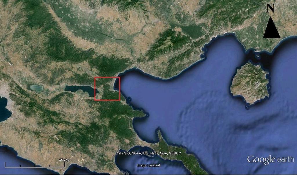 τμήματα των Όρεων: Κερδύλια, Στρατωνίκου και Βερτσίσκου, ενώ στα ανατολικά του δήμου βρέχεται από τον Στρυμονικό κόλπο. Τα όρια της περιοχής μελέτης σε προβολικό σύστημα ΕΓΣΑ 87 είναι: 469125.