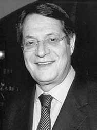 Ερογλου θα πράξει το ίδιο και στο εδαφικό, ούτως ώστε να ανοίξει ο δρόμος για πλήρη και ουσιαστική διαπραγμάτευση του περιουσιακού, στις συναντήσεις που θα ξεκινήσουν σύντομα στην Κύπρο.