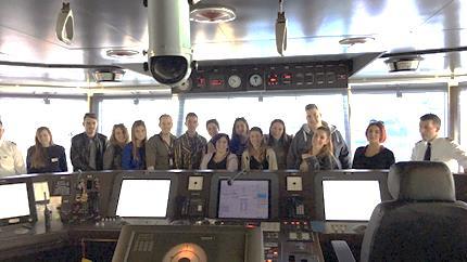 Control Room το μηχανοστάσιο, τη Γέφυρα και να μάθουν πολλές χρήσιμες πληροφορίες για το αντίστοιχο τμήμα.
