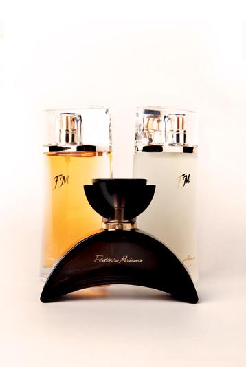 Note de vârf: floare de portocal Note de mijloc: iasomie Note de bază: patchouli, miere FM 286 COLECŢIA DE LUX FEMEI 1958,00 LEI/1 l Note de vârf: Note de mijloc: Note de bază: sexy, sofisticat