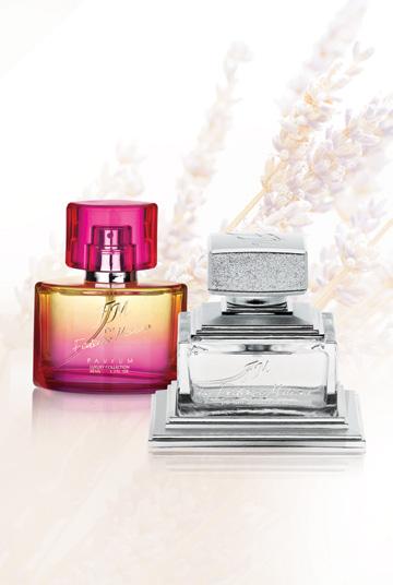 .. şi plăteşte doar 97,90 LEI Aromă NOUĂ FM 365 1958,00 LEI/1 l clasic, cu o notă din splendoarea barocului Note de vârf: grapefruit, bergamotă Note de mijloc: trandafir, narcisă, geranium, patchouli