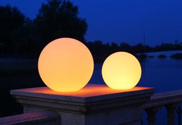 Φωτιζόμενα LED Φωτιζόμενες μπάλες LED με μπαταρία Λειτουργούν με επαναφορτιζόμενες μπαταρίες. Αλλαγή χρωμάτων με το τηλεχειριστήριο.