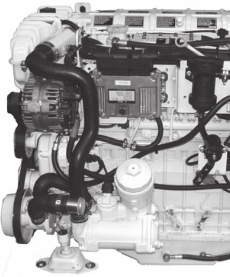 Ενότητα 5 - Συντήρηση ΣΗΜΑΝΤΙΚΟ: Ο κινητήρας πρέπει να είναι σε όσο το δυνατόν πιο επίπεδη θέση για την πλήρη αποστράγγιση του συστήματος ψύξης.