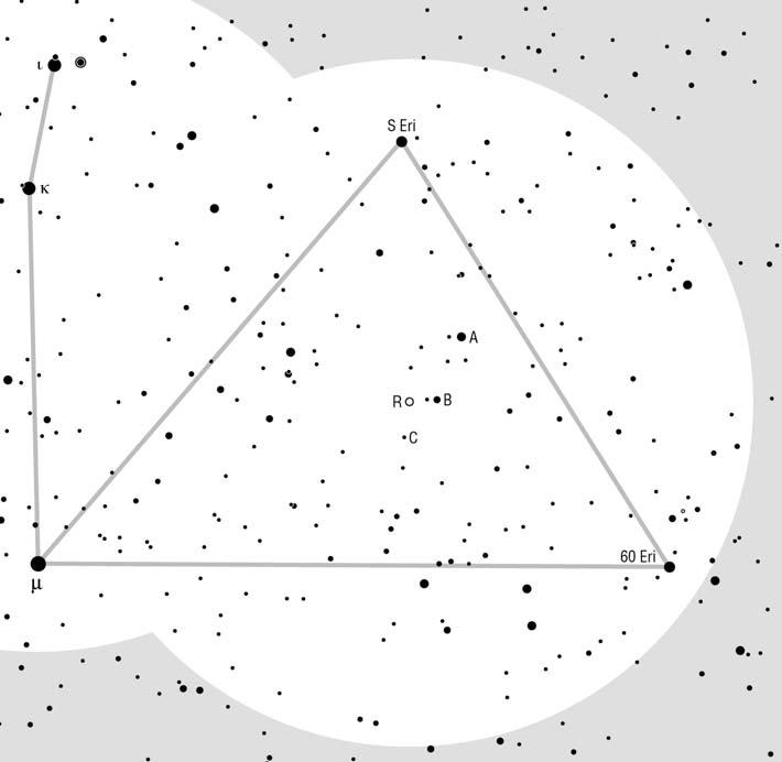 Karta> Okolica rde- ;e spremenljivke R s primerjalnimi zvezdami> A (5 m 9), B (7 m 5) in C (9 m 1).