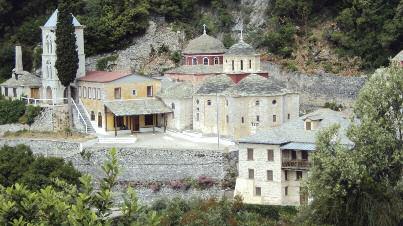 ΣΚΗΤΗ ΜΠΟΓΚΟΡΟΔΙΤΣΑ (ΘΕΟΓΕΝΝΗΤΡΙΑ) Ή ΞΥΛΟΥΡΓΟΥ Ιερές Σκήτες Αγίου Όρους Είναι εξάρτημα της Μονής Αγίου Παντελαιήμονος αλλά είναι κτισμένη σε έδαφος της Ι. Μονής Παντοκράτορος σε υψόμετρο 700 μέτρων.