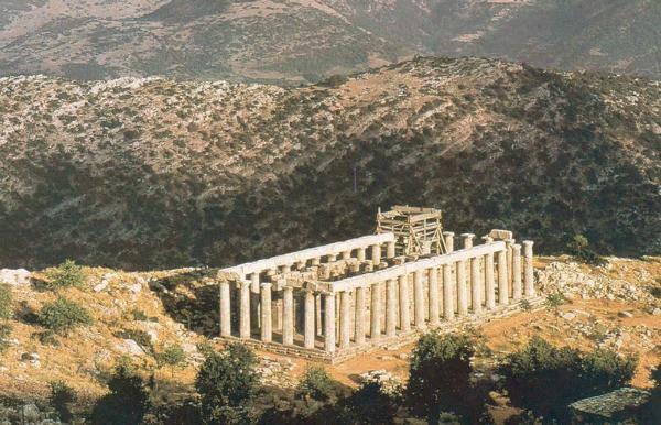 Η περιοχή γύρω από το ποτάμι ήταν γνωστή στην αρχαιότητα και αναφέρεται σε γραπτά του Παυσανία και του Ησίοδου. Στις όχθες της Νέδα πραγματοποιήθηκαν οι Μεσσηνιακοί πόλεμοι.