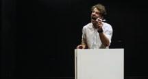 mode bum-bum in poezija Srečka Kosovela, ki ga je kot referenco v svojem tekstu uvedla že Simona.