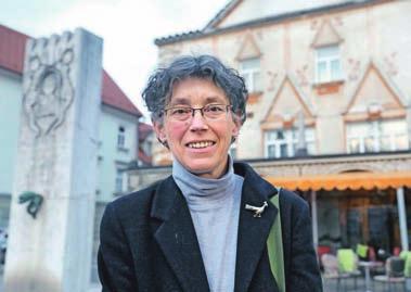 22 Obletnice Plečnikova bogata zapuščina tudi na Kamniškem Letos praznujemo 60. obletnico smrti in 145. obletnico rojstva arhitekturnega mojstra Plečnika, ki je svoj pečat pustil tudi na Kamniškem.