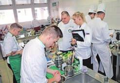 Na predtekmovanjih ekipe tekmujejo v naslednji sestavi: kuhar in pomočnik, natakar in turistični vodič ali drugi natakar.
