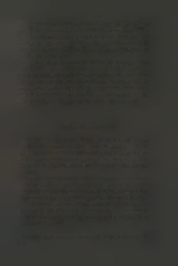 θερμοκήπιο όταν αυτό δεν είναι εφοδιασμένο με κανένα μηχανισμό κλιματισμού, και το μοναδικό μέσο τροποποίησης του κλίματός σε σχέση με τον ελεύθερο αγρό είναι το τοίχωμά του.