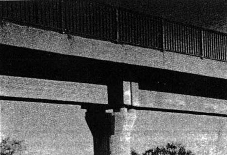 κατασκευαστική διαδικασία, µέσων για την τοποθέτηση των προκατασκευασµένων δοκών τα οποία