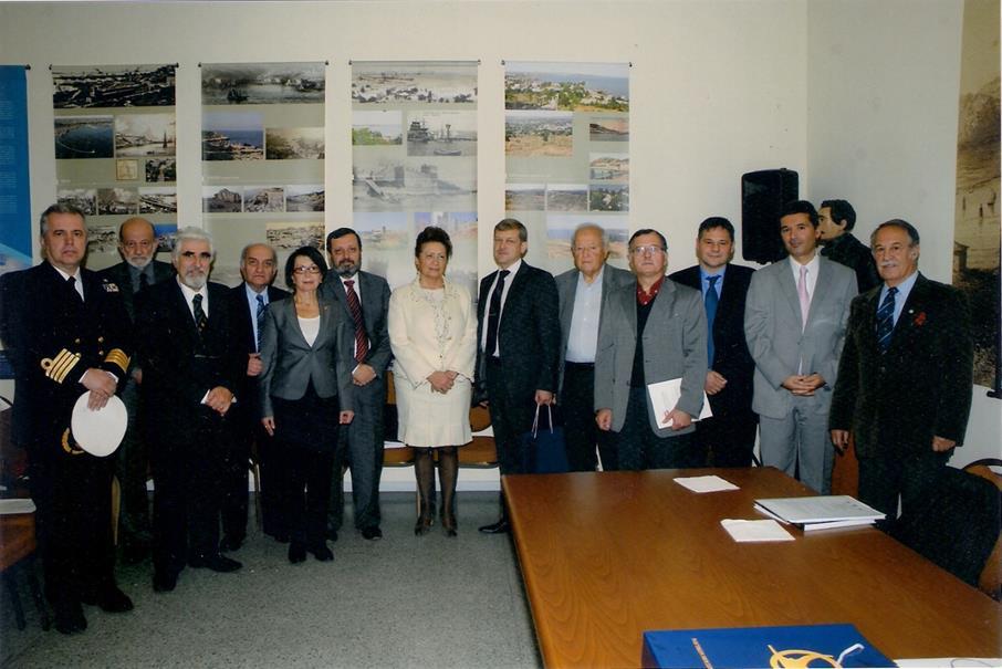 59 Σας ευχαριστούμε για την παρουσία σας».