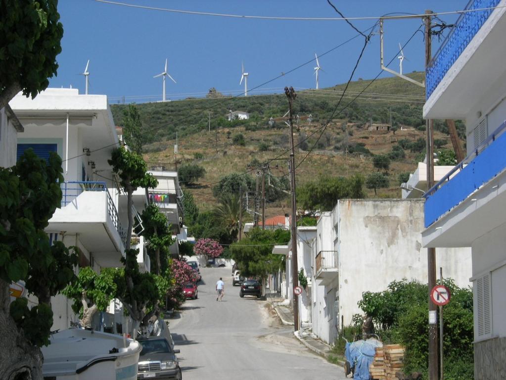 την οπτική παρέμβαση συστοιχιών Α/Γ, η οποία εκφράζεται ως μέγιστη επιτρεπόμενη πυκνότητα εγκατάστασης ή ως ποσοστό κάλυψης οπτικού ορίζοντα και αξιολογείται αντίστοιχα με την εξέταση 2 κριτηρίων: 1ο