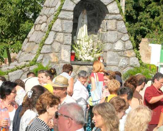 Molitva dragoj Gospi Ilačkoj Na koljena padam pred Tobom, Djevice Marijo kraljice nebeska i diko zemaljska.