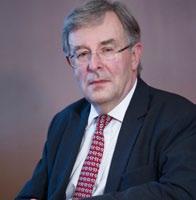 , η Astropell Α.Ε., η Kiapell GMBH και η CPL Α.Ε.. Στην Ευρωπαϊκή Πίστη συμμετέχει από το 2000, ενώ από το 2007 κατέχει τη θέση του Διευθύνοντος Συμβούλου της θυγατρικής Εταιρίας Alter Ego AE.