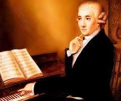 - Το συνολικό έργο του Haydn που σώζεται με πάνω από 2000 συνθέσεις του, αποτελεί αυτοδύναμο μνημείο στην ιστορία της μουσικής της Δυτικής Ευρώπης.