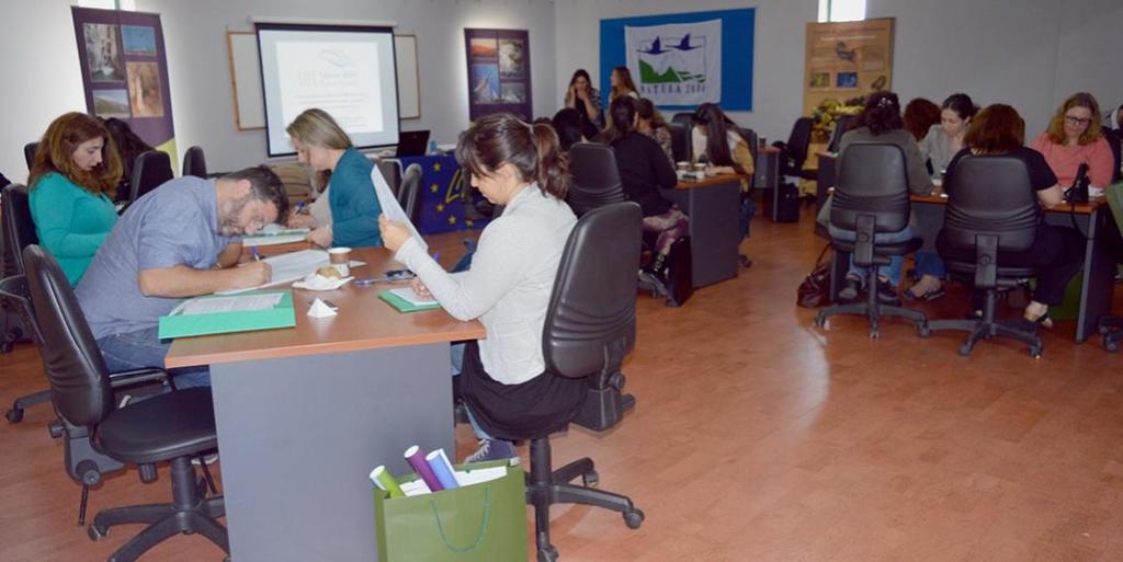 δημοσιογράφους / εργαζόμενους σε ΜΜΕ 2 Σεμινάρια για επαγγελματίες