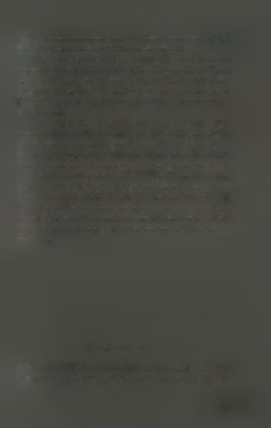 συχνά παρουσιάζουν μορφολογικές διαφορές από αυτά που μεταναστεύουν την άνοιξη στους δευτερεύοντες ξενιστές (Blackman & Eastop 2000).