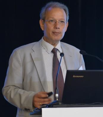 Βασίλειος Πενταφράγκας Φαρμακοποιός (ΙMF Cluj-Napoca, 1985) Ξεκίνησε την επαγγελματική του σταδιοδρομία στη διεύθυνση επιστημονικής ενημέρωσης της φαρμακευτικής βιομηχανίας ELPEN και έχοντας θητεύσει