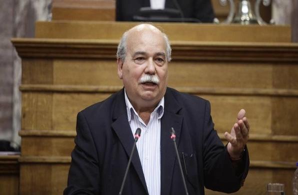 6 Βούτσης: Είμαστε ένα σύγχρονο κράτος, όχι «Ταλιμπάν της Ορθοδοξίας» Σε συνέντευξή του ο Πρόεδρος της Βουλής Νίκος Βούτσης αναφέρθηκε στο «φλέγον» θέμα της αριστείας στην Παιδεία, αλλά και τις