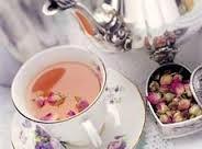 8. Τσάι με αποξηραμένα χρυσάνθεμα και γκότζι berries Το χρυσάνθεμα είναι το λουλούδι του Σεπτεμβρίου.