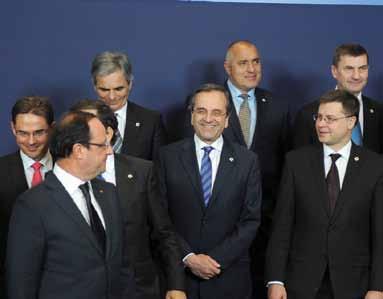Ελλάδα 27 GreekNews Δευτέρα 17 Δεκεμβρίου 2012 Μonday, December 17, 2012 Στουρνάρας: Τέλος στα σενάρια χρεοκοπίας της χώρας Αθήνα πρόσφατη απόφαση του Eurogroup, με Η την οποία δίνεται ουσιαστικά το