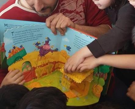 Ανάγνωση πρώτου βιβλίου (2/2) Επικεντρωνόμαστε περισσότερο στο γεγονός ότι αυτό το βιβλίο δεν σηματοδοτεί καθαρά την αρχή του.